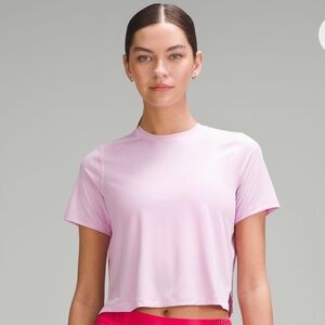 NWT Lululemon Ultralight Waist Length T-Shirt